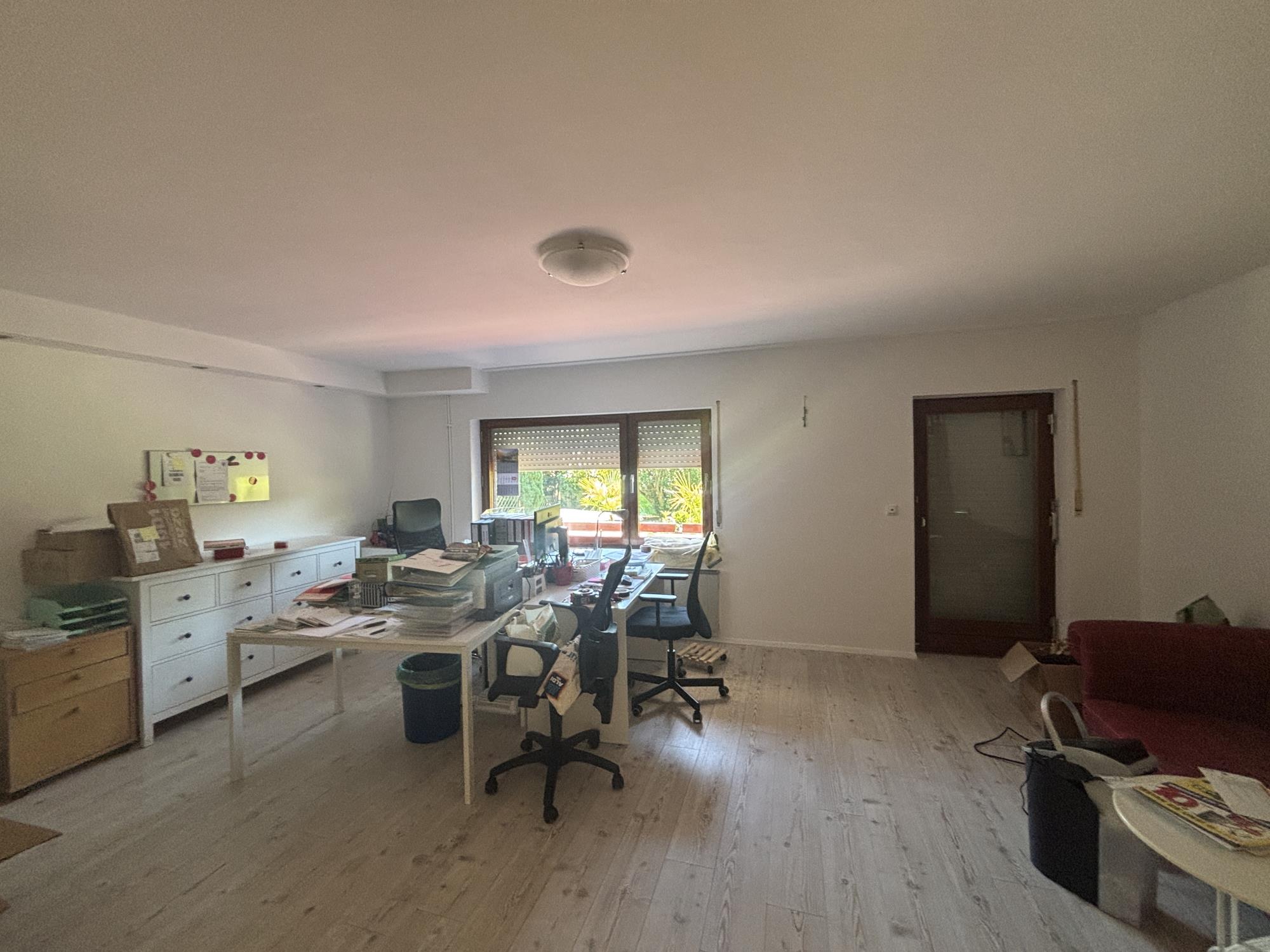 Büro unten
